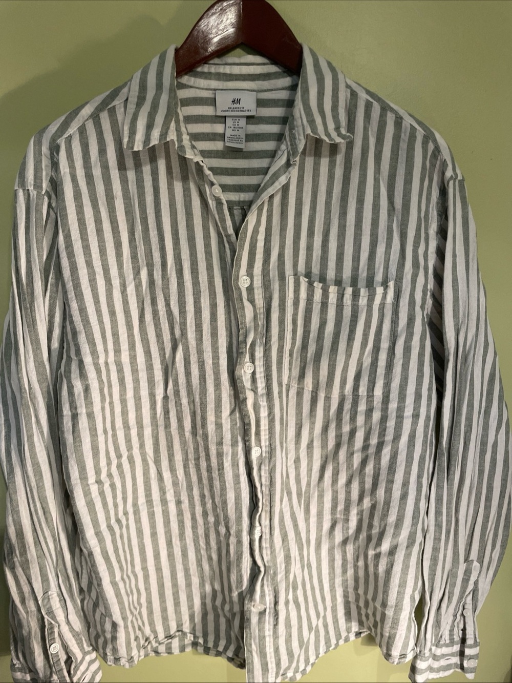 H&M Men's/womens Vertical Stripe Button-Down Shirt in White and Green